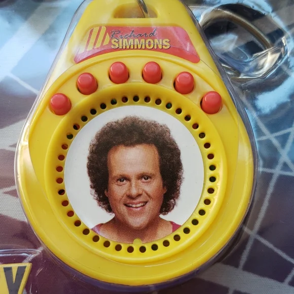 Richard Simmons talking keychain - Picture 4 of 6